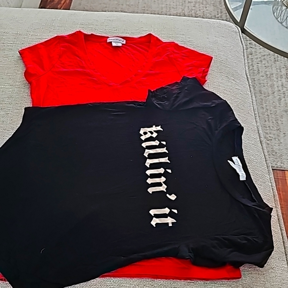 Tee Shirts Bundle of 2 Red & Black size small